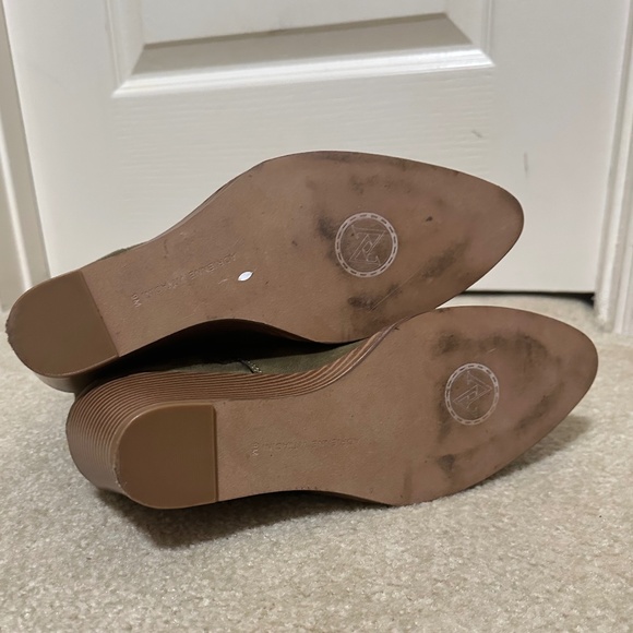 Adrienne Vittadini Suede Ankle Boots Tan Taupe - Picture 12 of 12